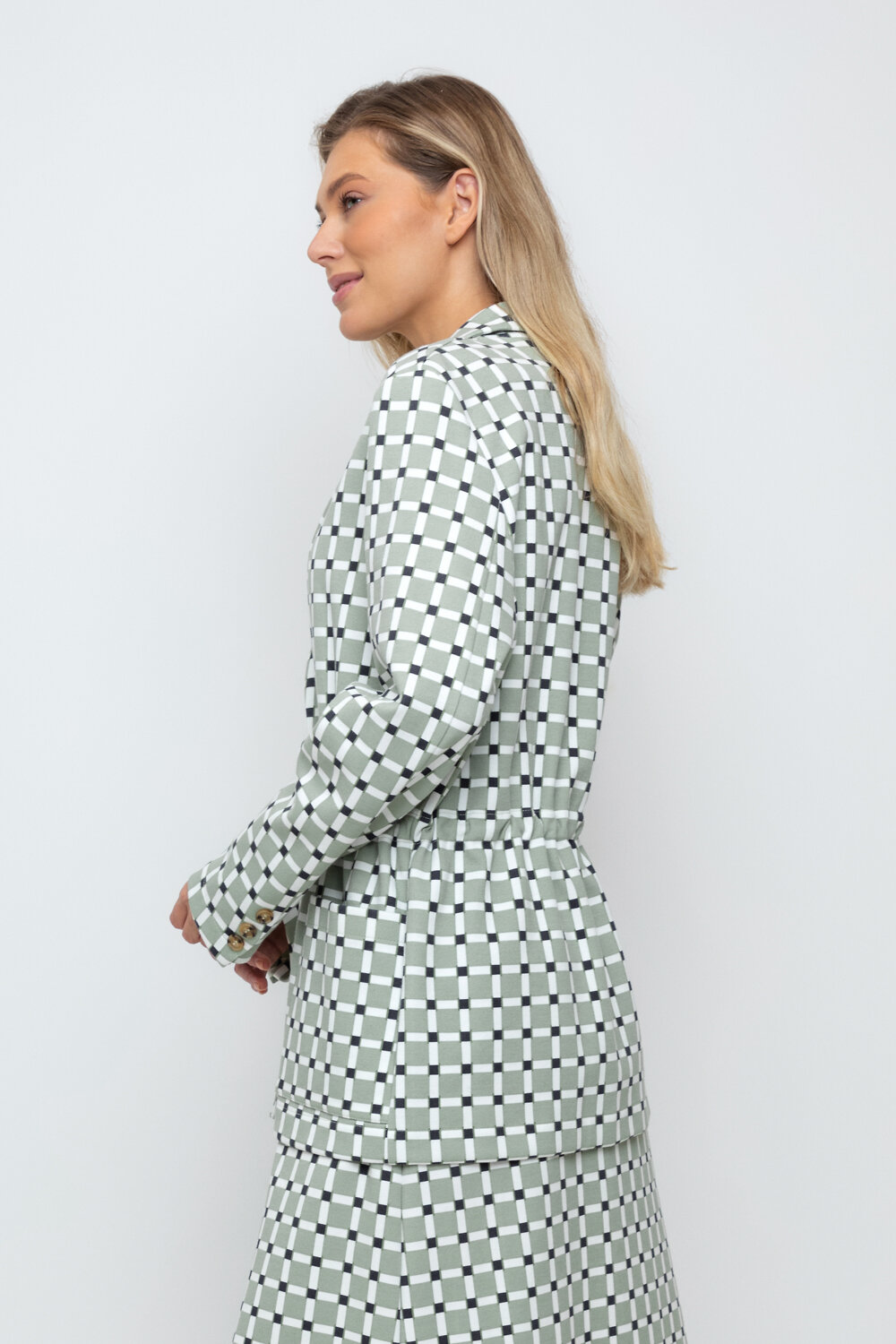 Ст.цена 4543р. VERY NEAT Жакет ЕВТ 3208 439601