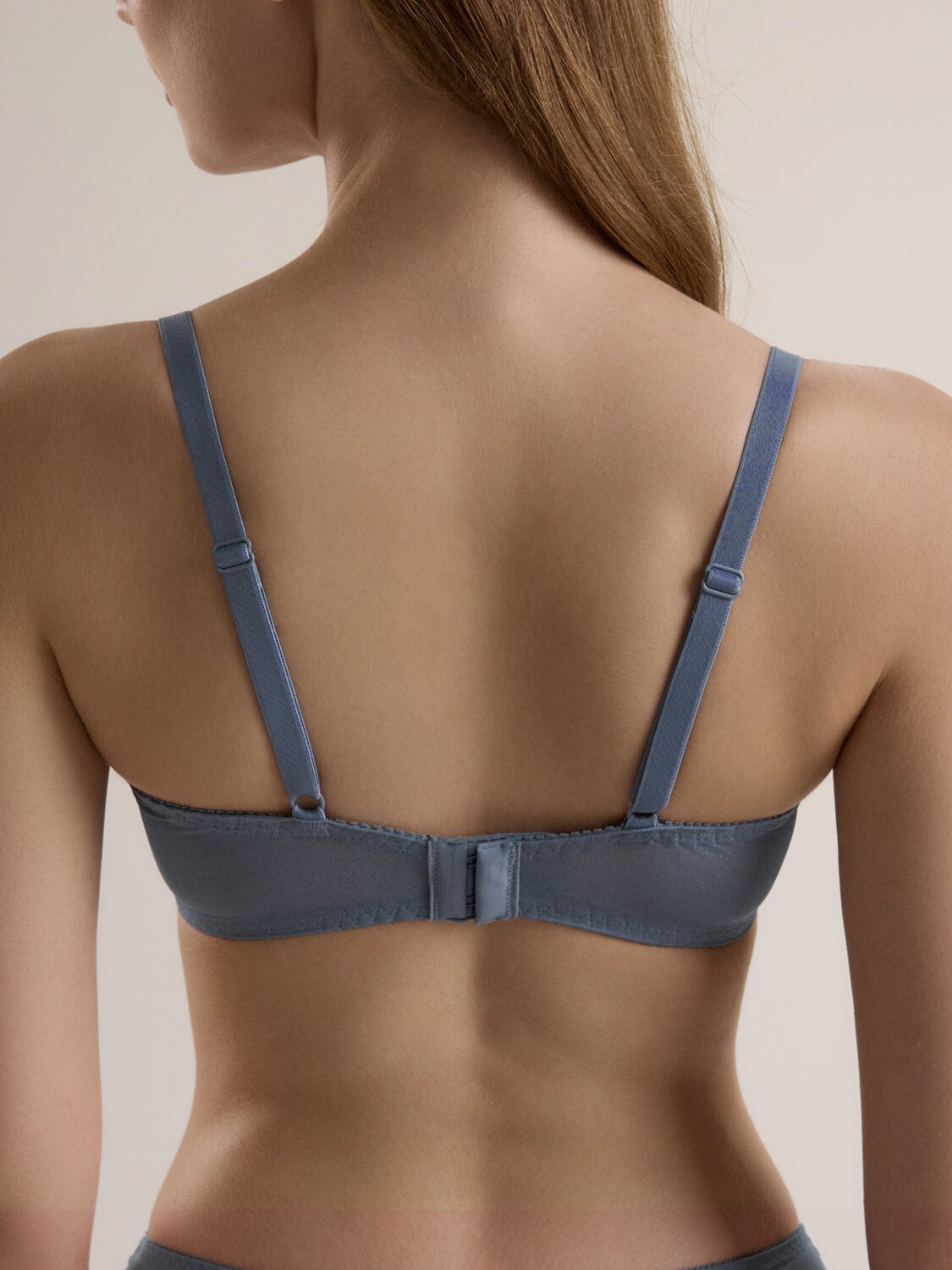 Ст.цена 1638р. Conte elegant Бюстгальтер MA CHERIE TB6212 голубой топаз 550707