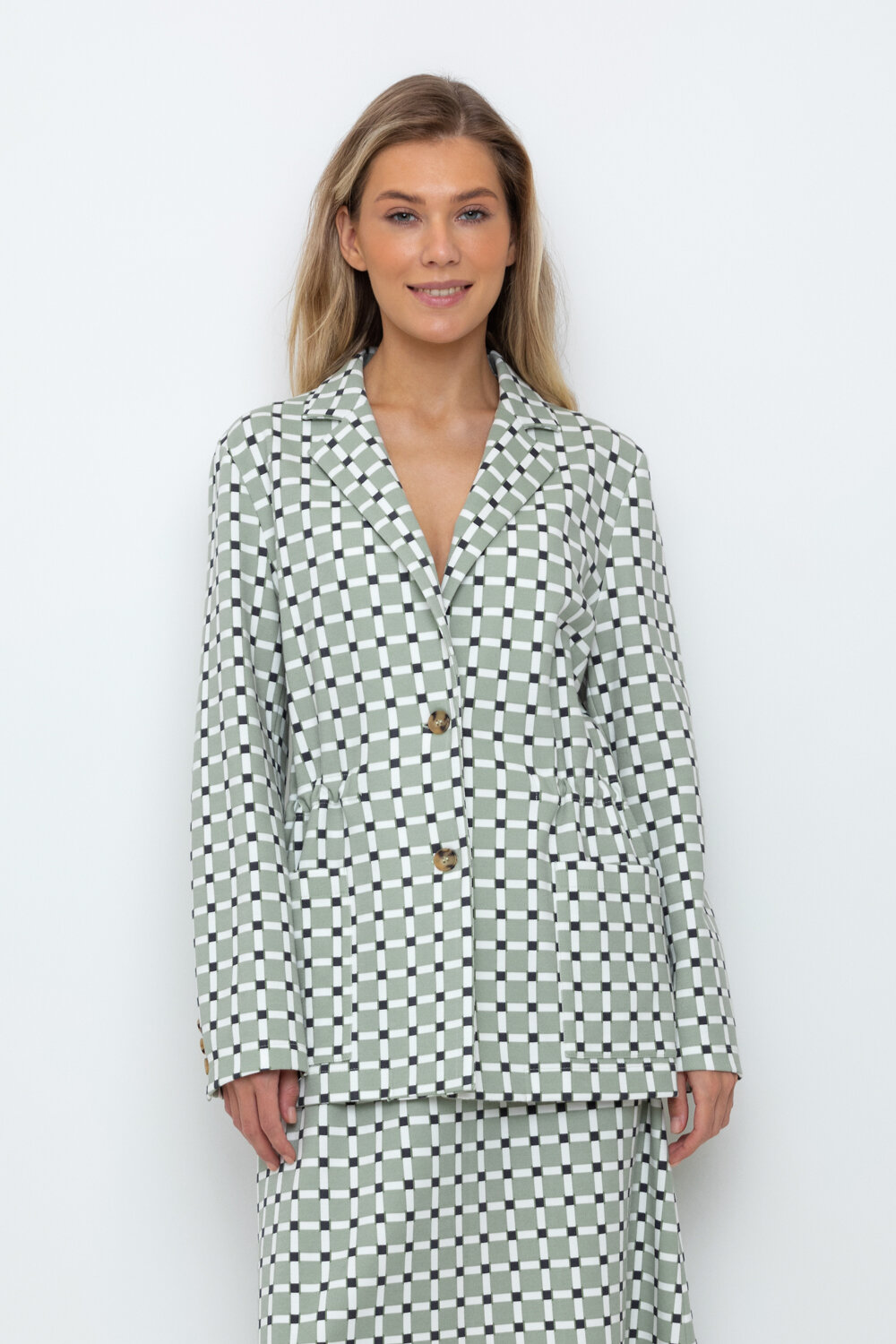 Ст.цена 4543р. VERY NEAT Жакет ЕВТ 3208 439601