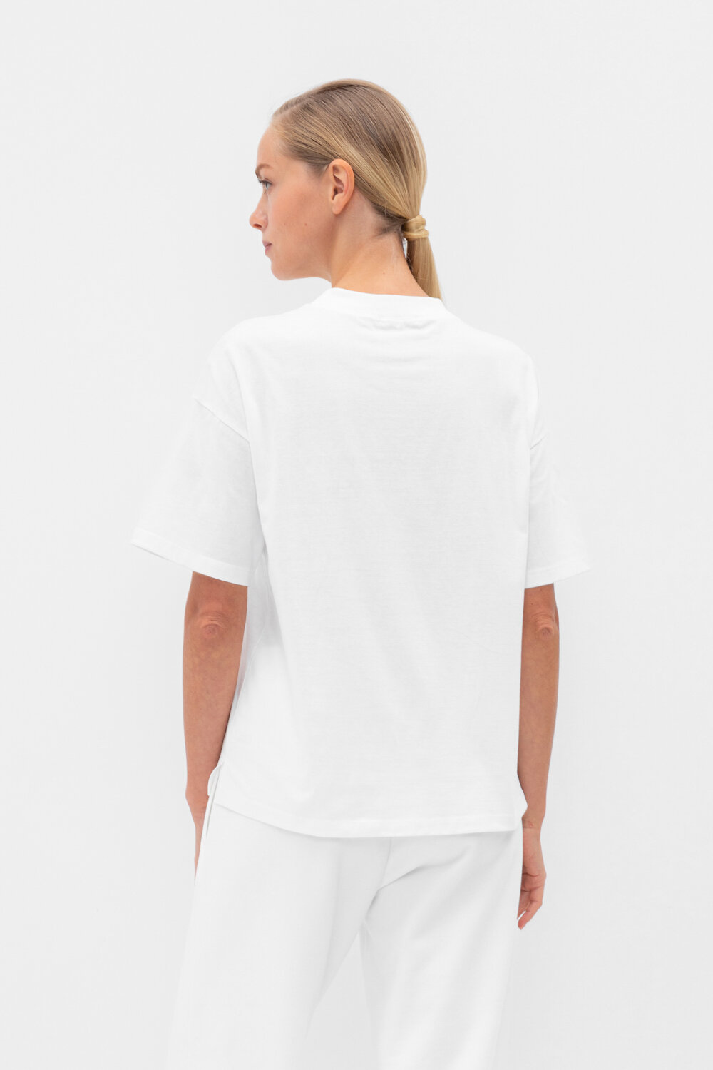 Ст.цена 1375р. VERY NEAT Фуфайка ЕВТ 3236 481119