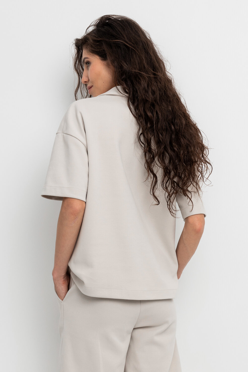 Ст.цена 2360р. VERY NEAT Фуфайка ЕВТ 3180 439546