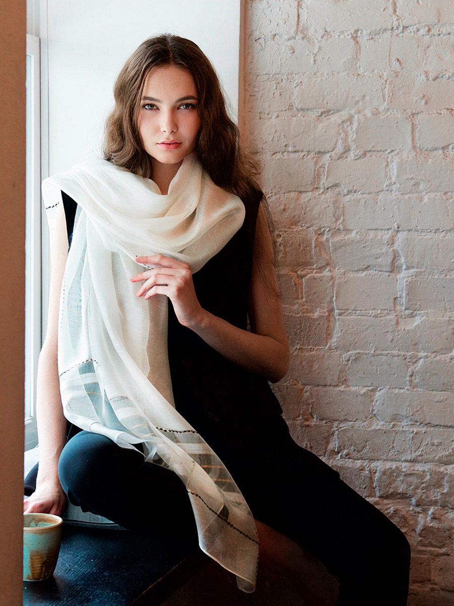 Ст.цена 873р. Уценка Палантин “Супернова перламутровый блонд“ DEFLIN-01