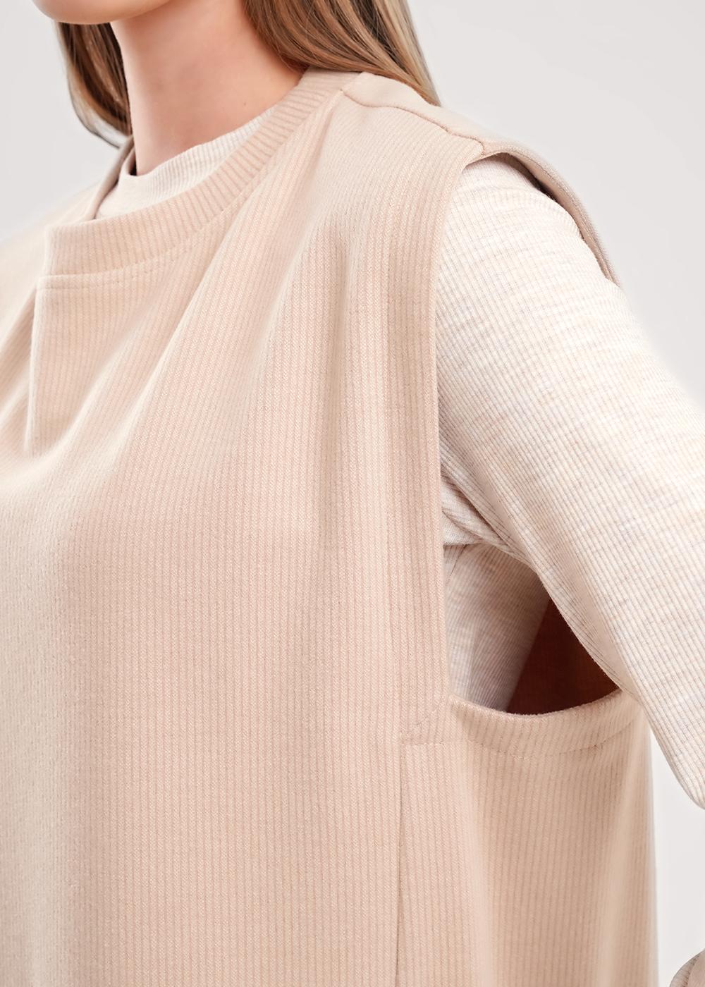 Ст.цена 1580р CLE 157025/190ввэ Жилет женский 157025/190ввэ т.бежевый/св.бежевый