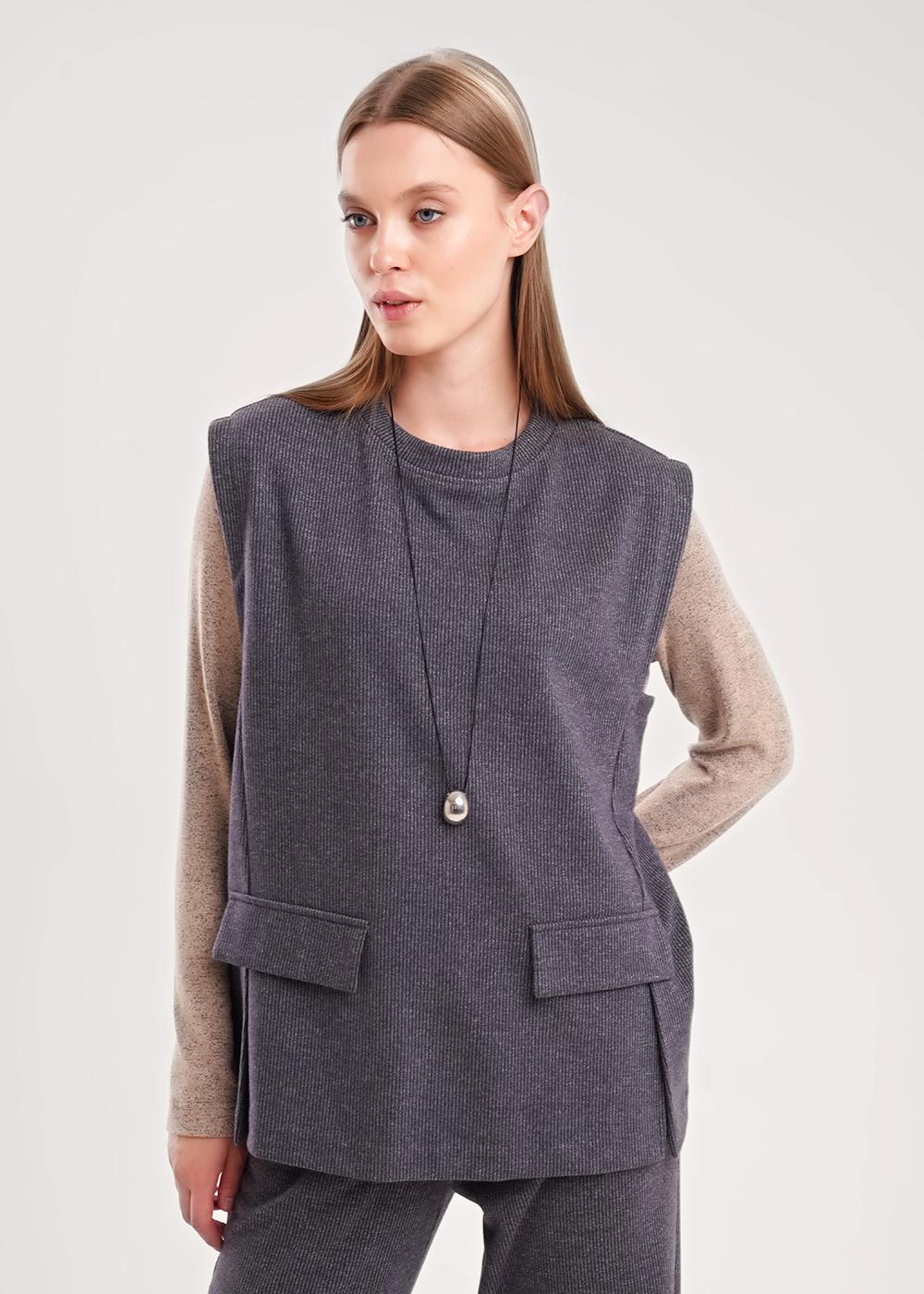Ст.цена 1580р CLE 157025/190ввэ Жилет женский 157025/190ввэ т.серый/серый