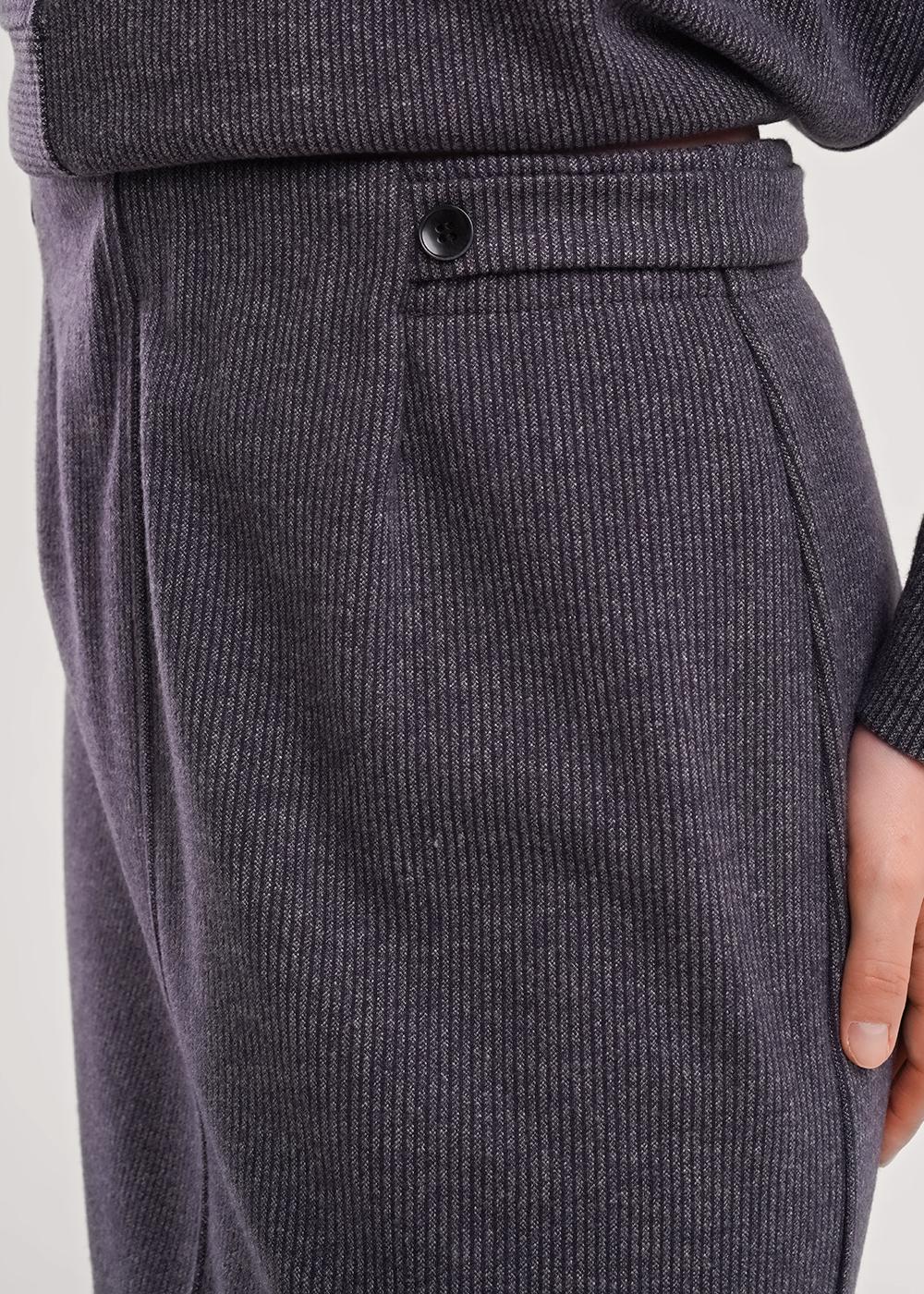 Ст.цена 1500р CLE 157028/190ввэ Юбка женская 157028/190ввэ т.серый/серый