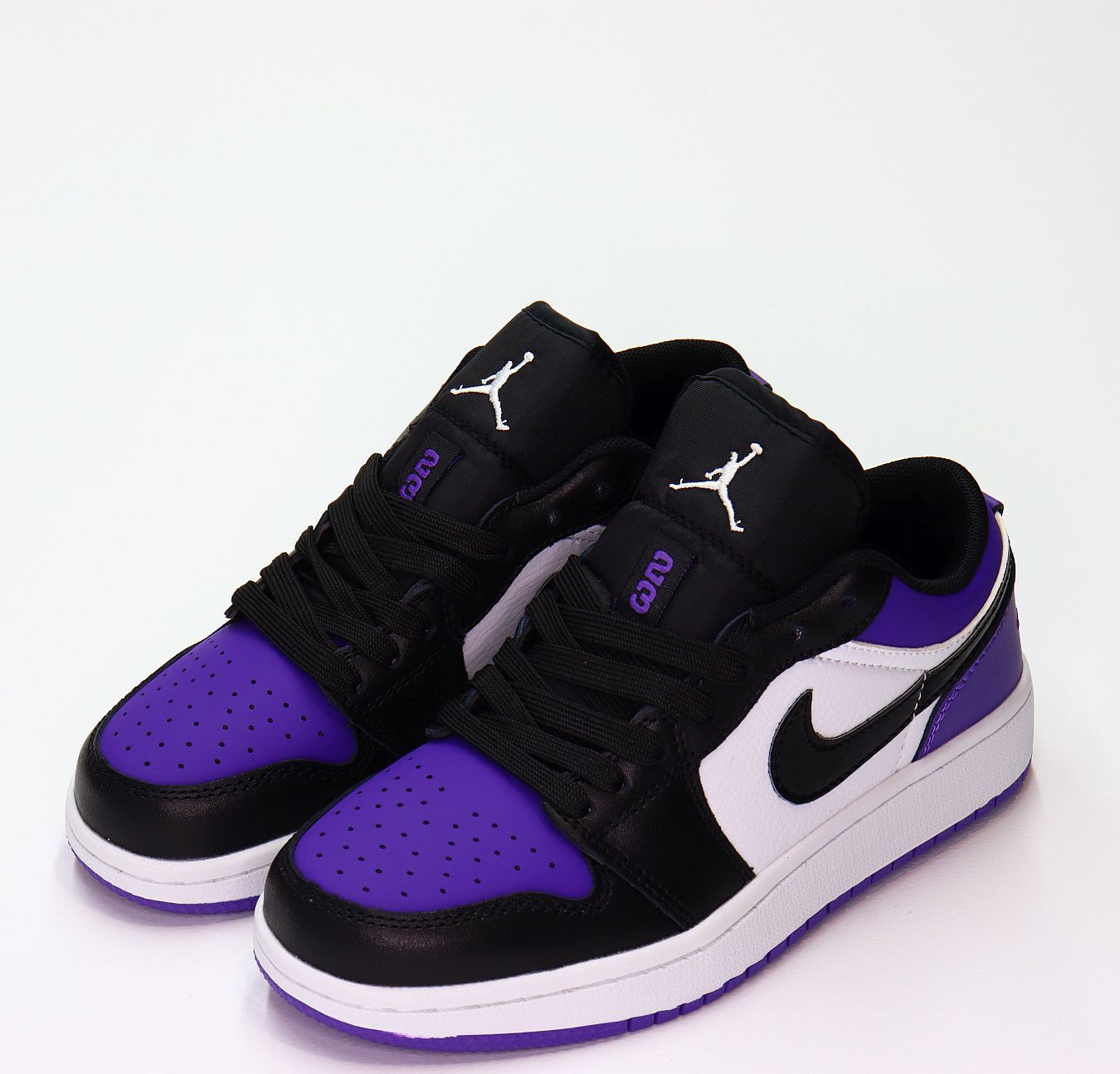 Кроссовки нат. Кожа (36-41)р. / шт. B977/17