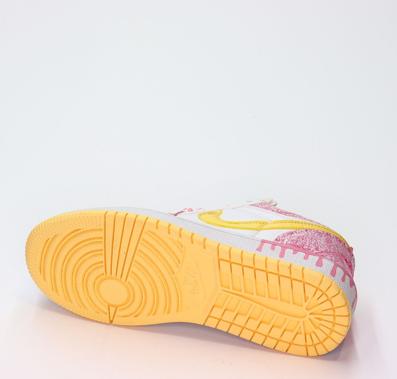 Кроссовки нат. Кожа (36-41)р. / шт. B977/18