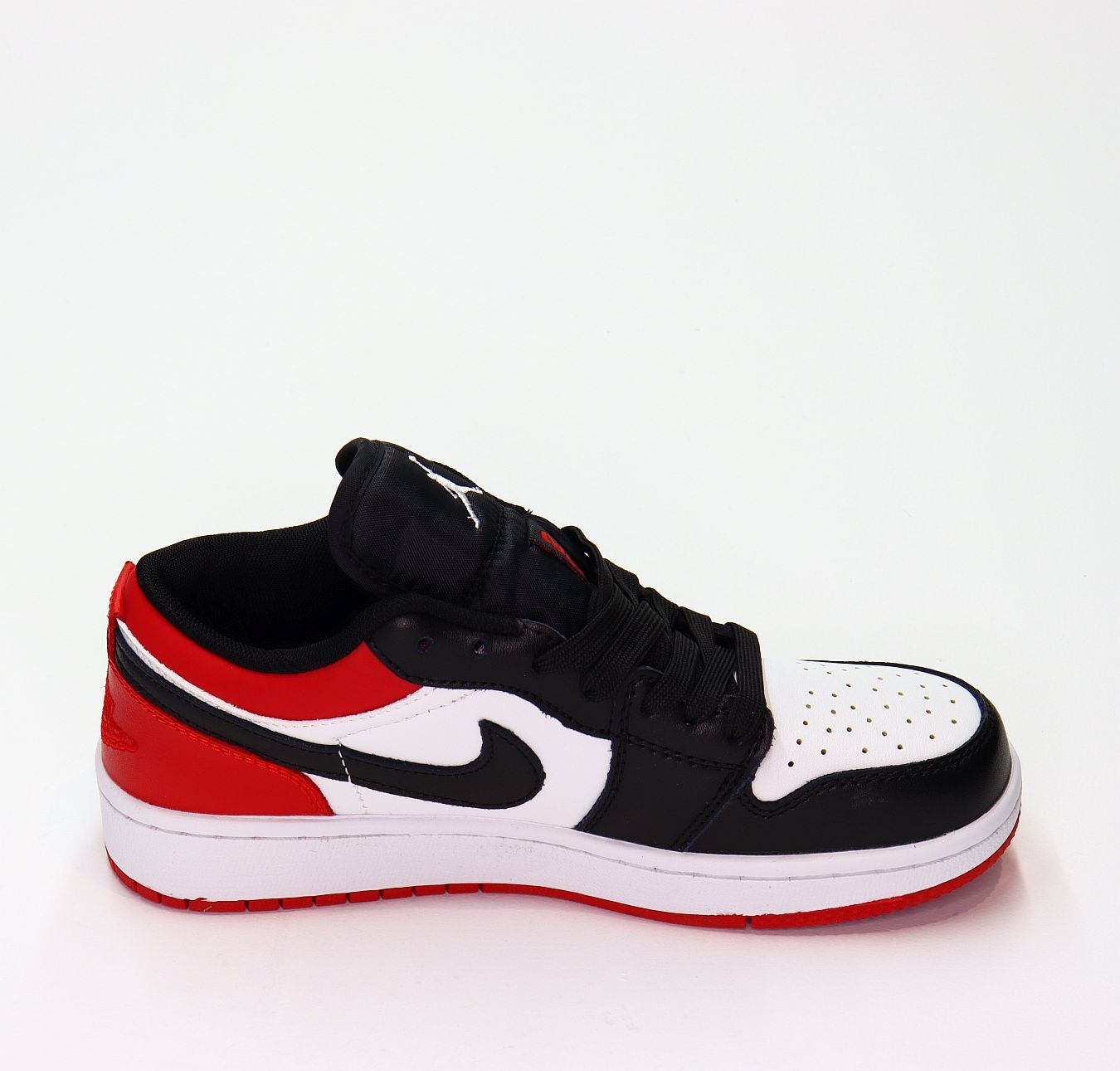 Кроссовки нат. Кожа (36-41)р. / шт. B977/1