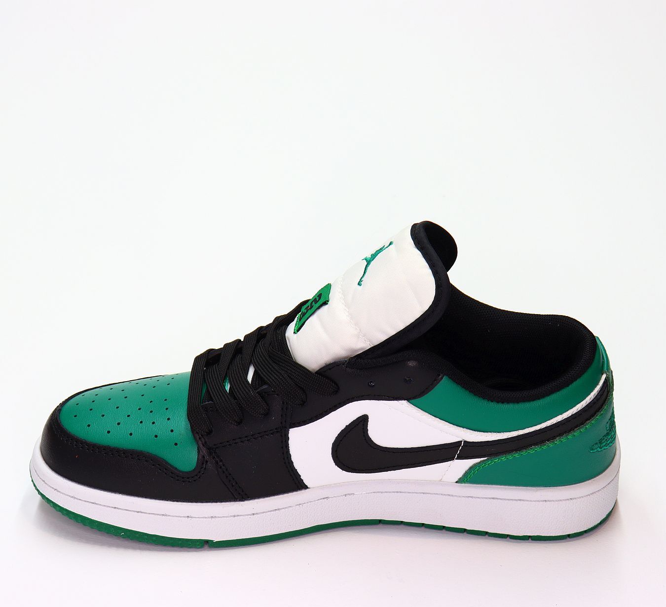 Кроссовки нат. Кожа (41-46)р. / шт. A977/11