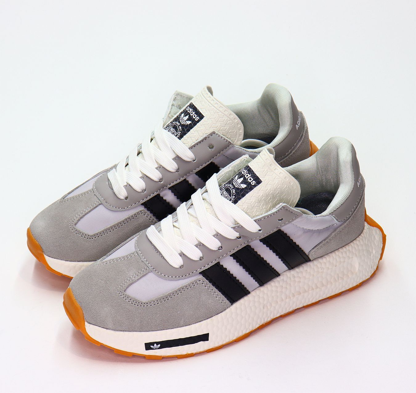 Кроссовки нат. Замша (36-41)р. / шт. B976/9