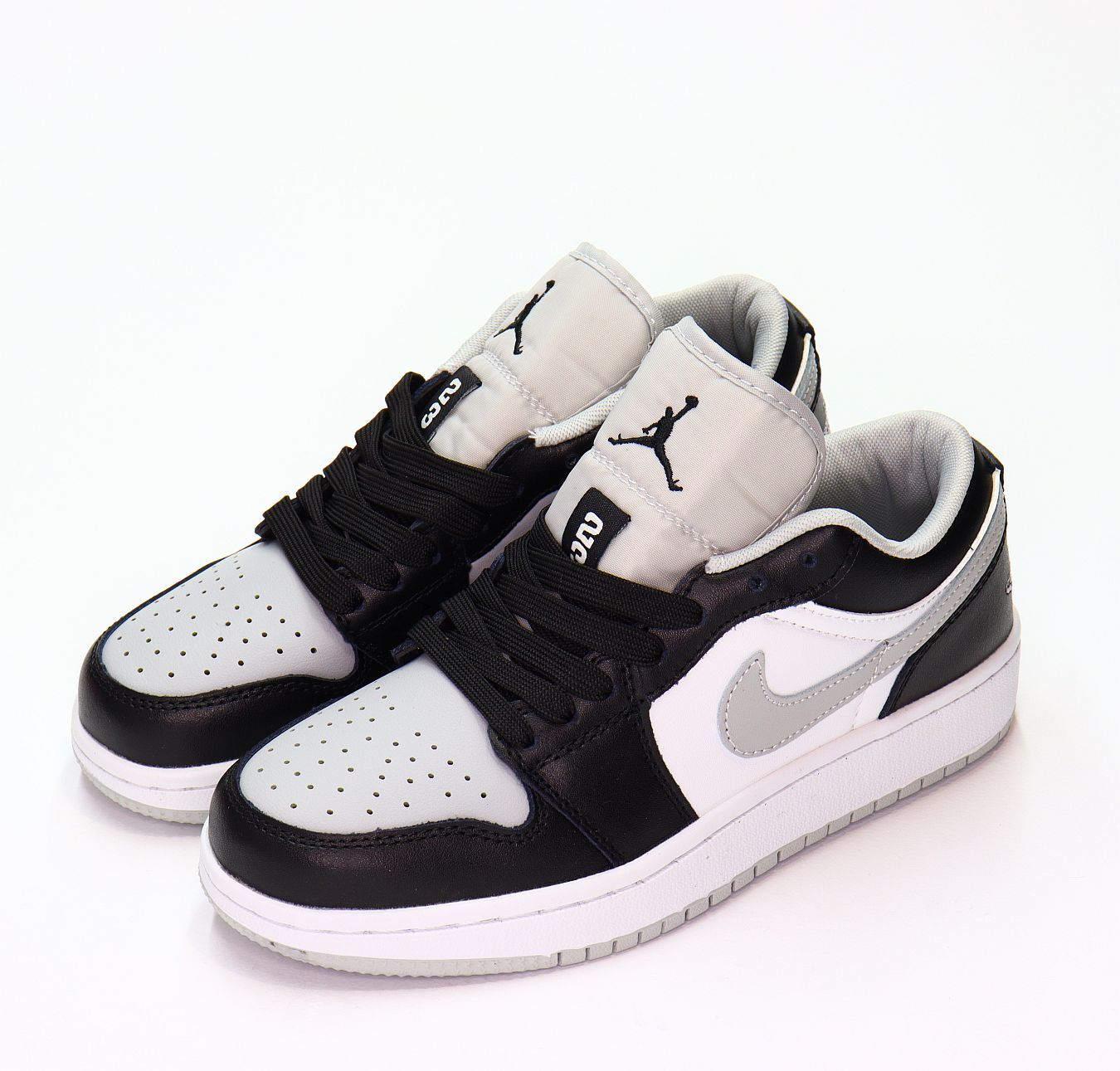 Кроссовки нат. Кожа (36-41)р. / шт. B977/6