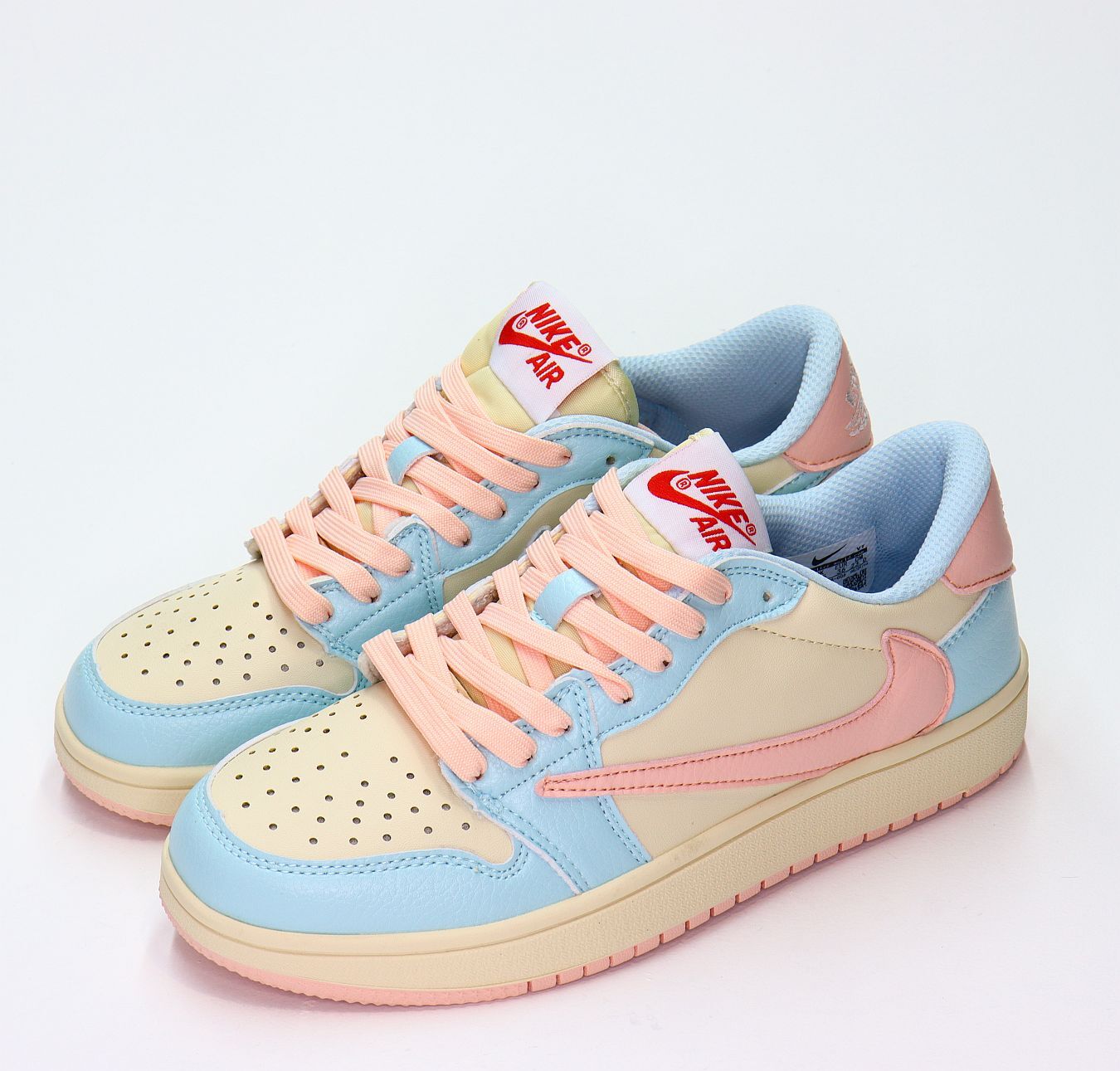 Кроссовки нат. Кожа (36-41)р. / шт. B977/27