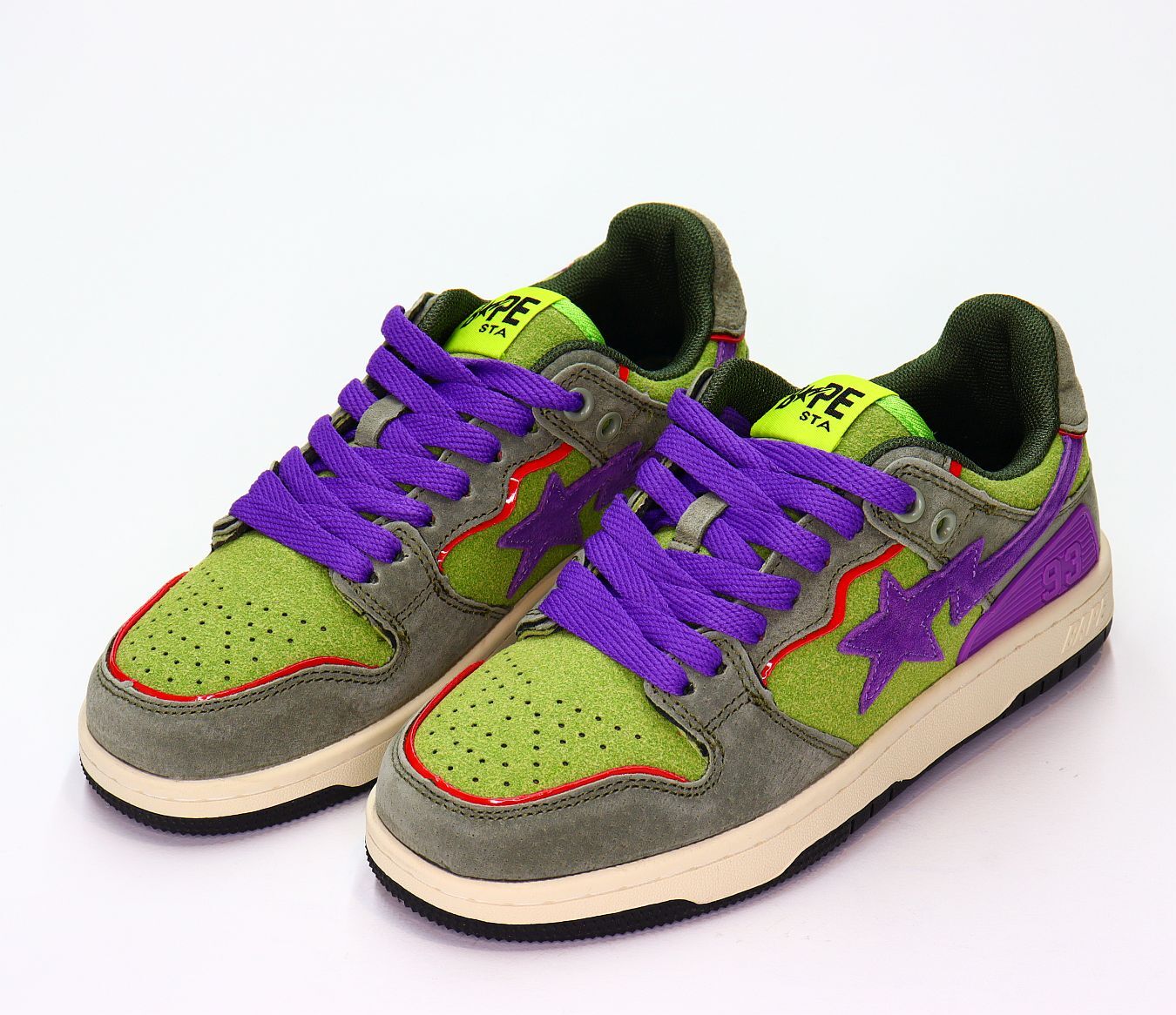 Кроссовки нат. Кожа (36-41)р. / шт. B1041/6