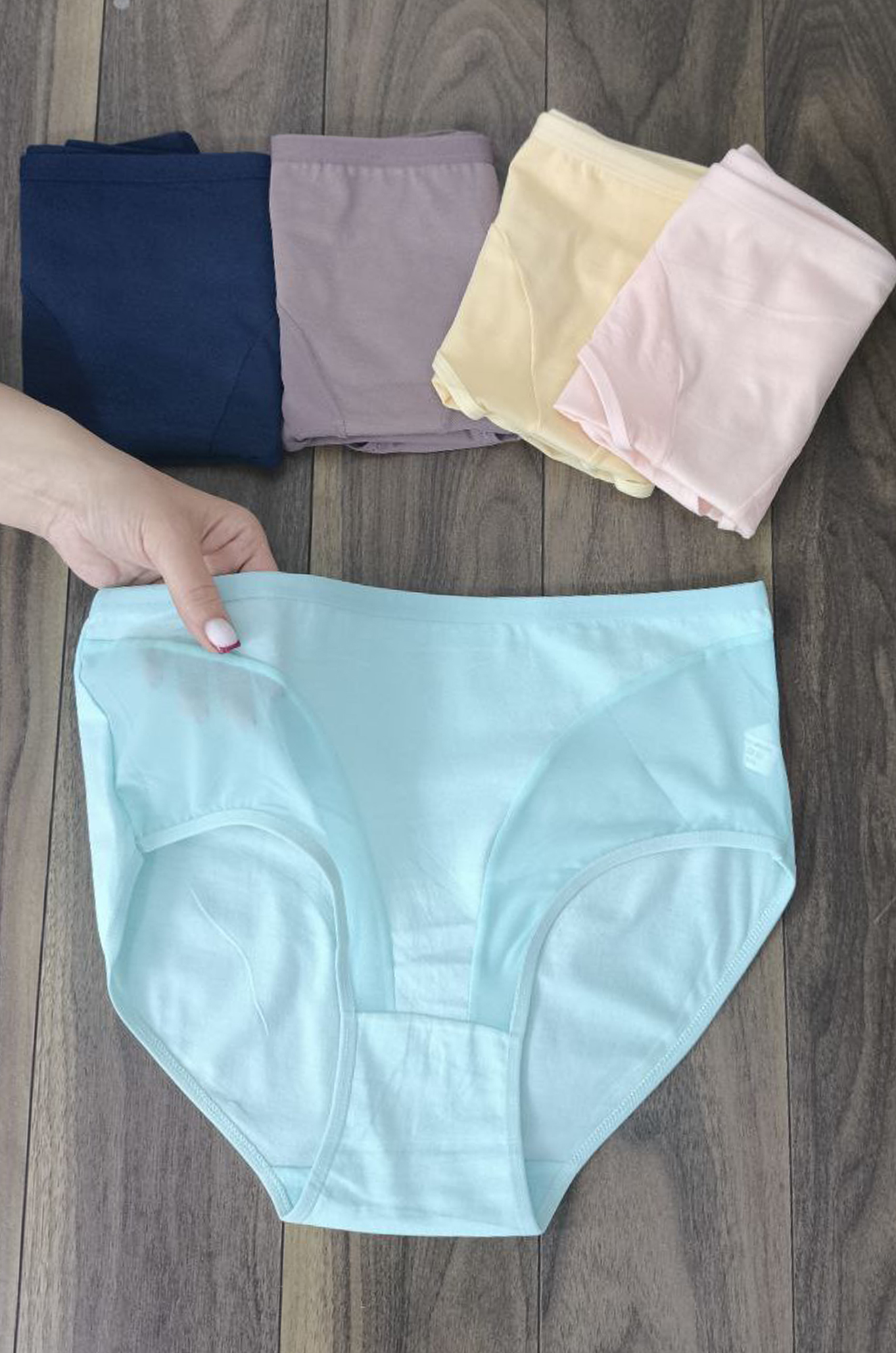 Трусы женские 820 (цвета в ассортименте)