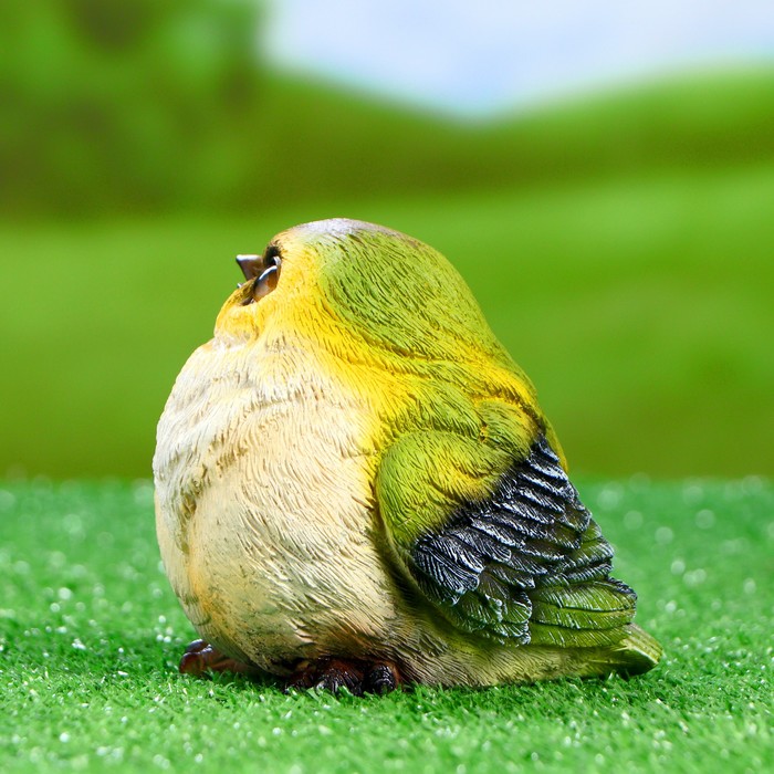 Садовая фигура из полистоуна «Чижик», 12×11×11 см