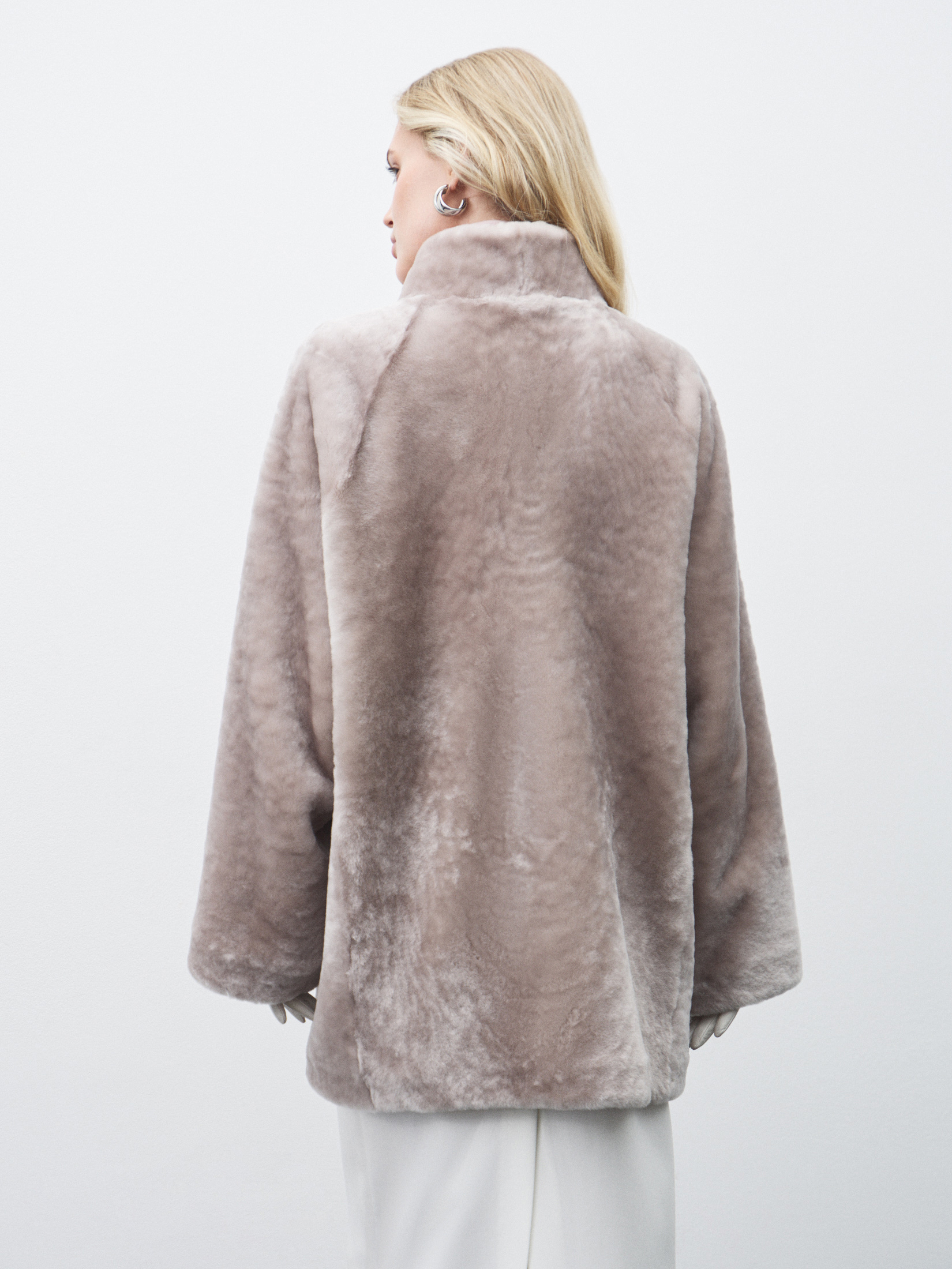 Женская шуба MAISON DAVID 4865206, бежево-серый