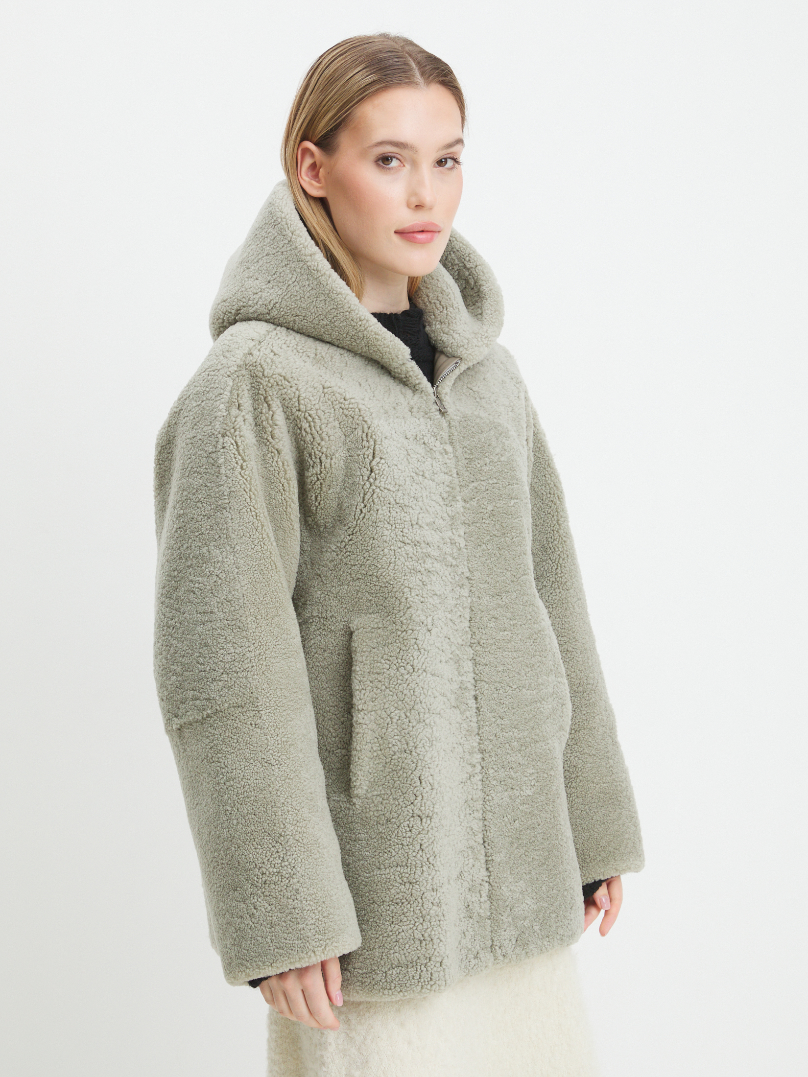 Женская шуба MAISON DAVID 4536001, фисташковый