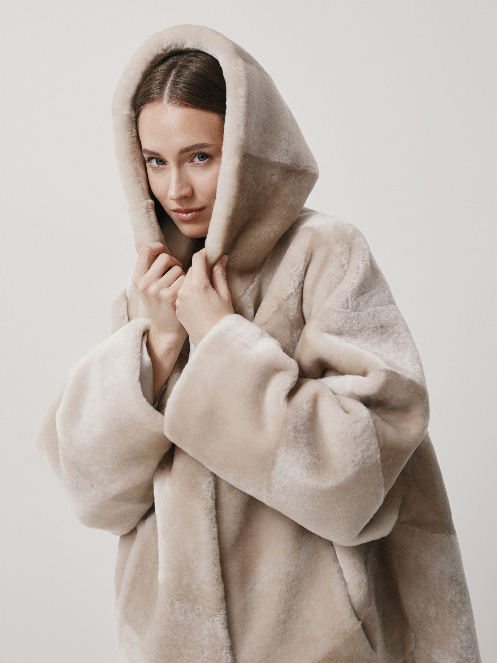 Женская шуба MAISON DAVID 4535800, серовато-бежевый