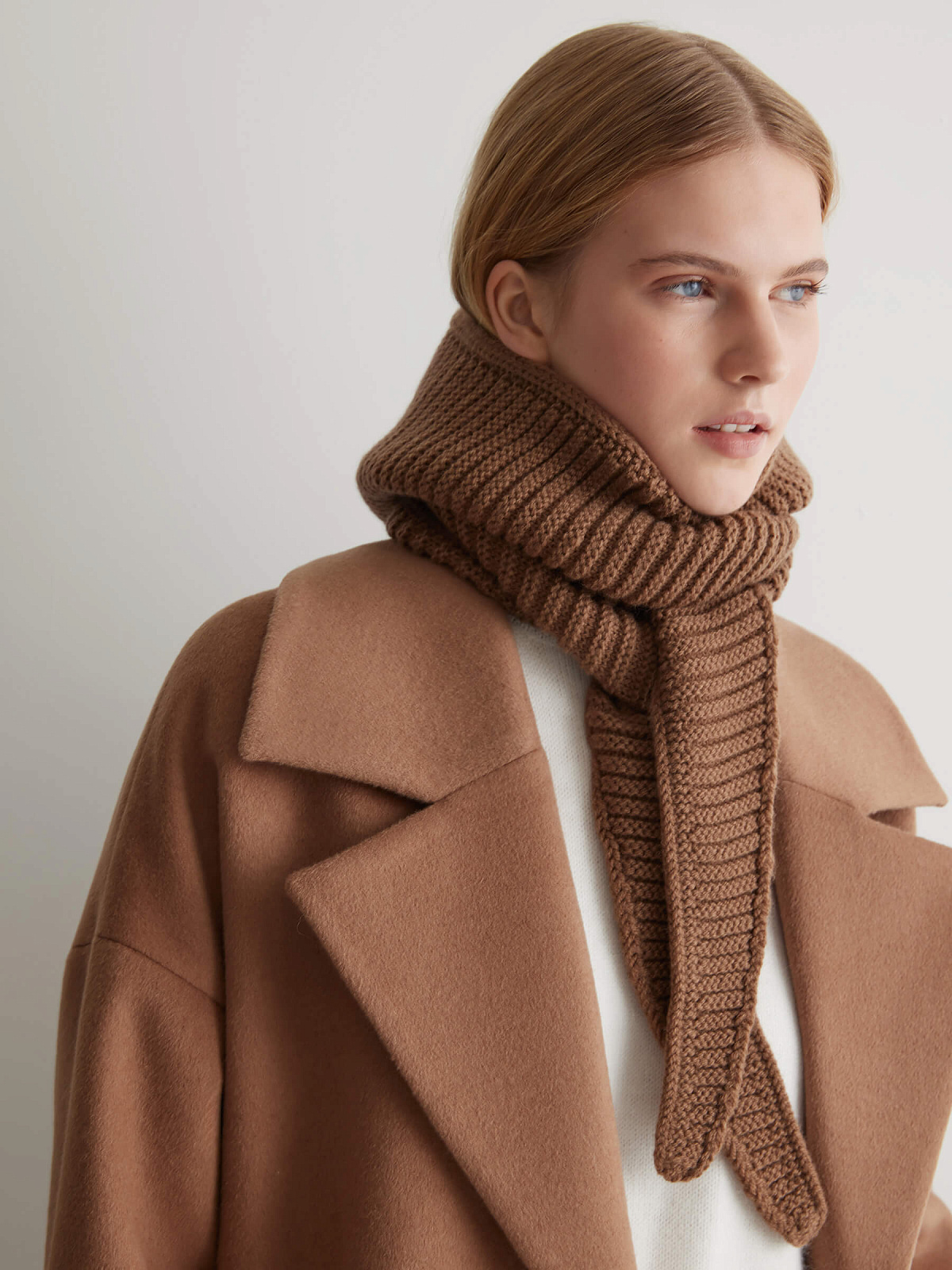 Капюшон-шарф, кофейный