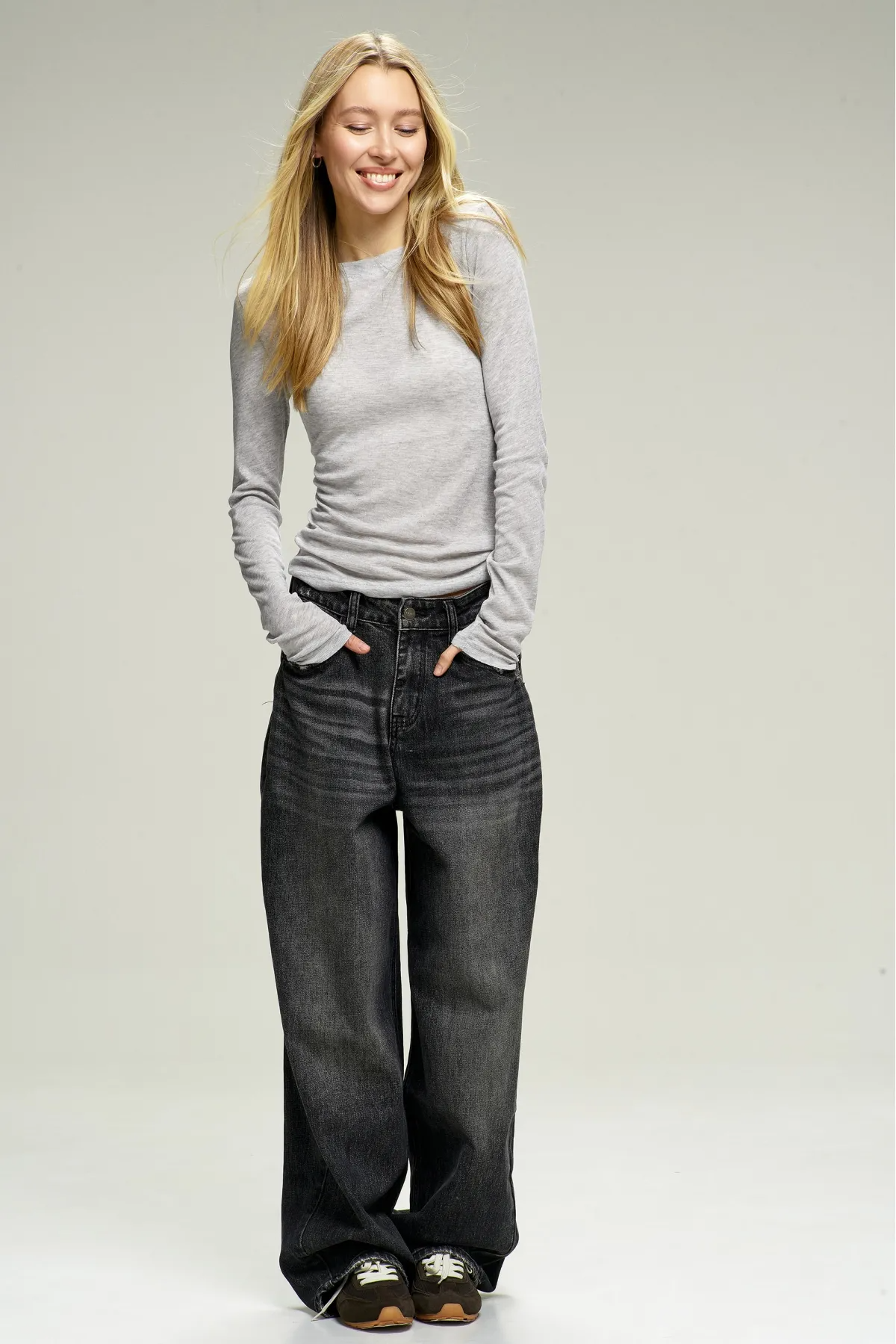 Лонгслив Basic с необработанным краем Grey Melange