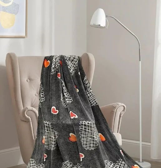 Плед плюшевый 2 спальный Сердечки серый PLSERS