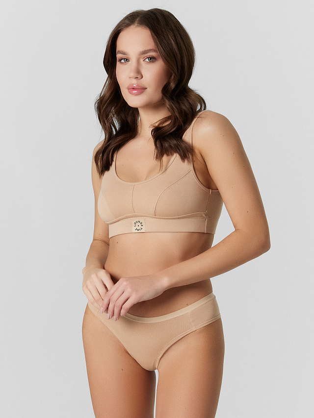 Трусы женские бразилиана в бежевом оттенке