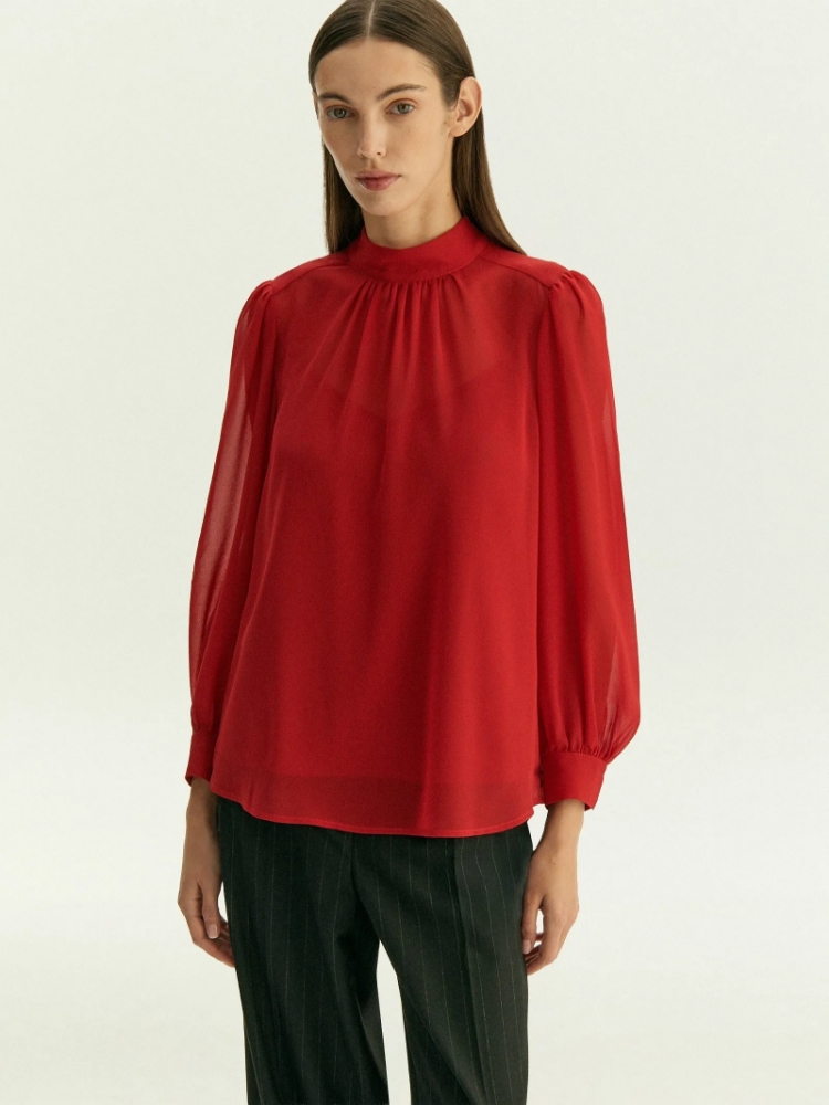 Блузка из шифона ,
100% полиэстер ,