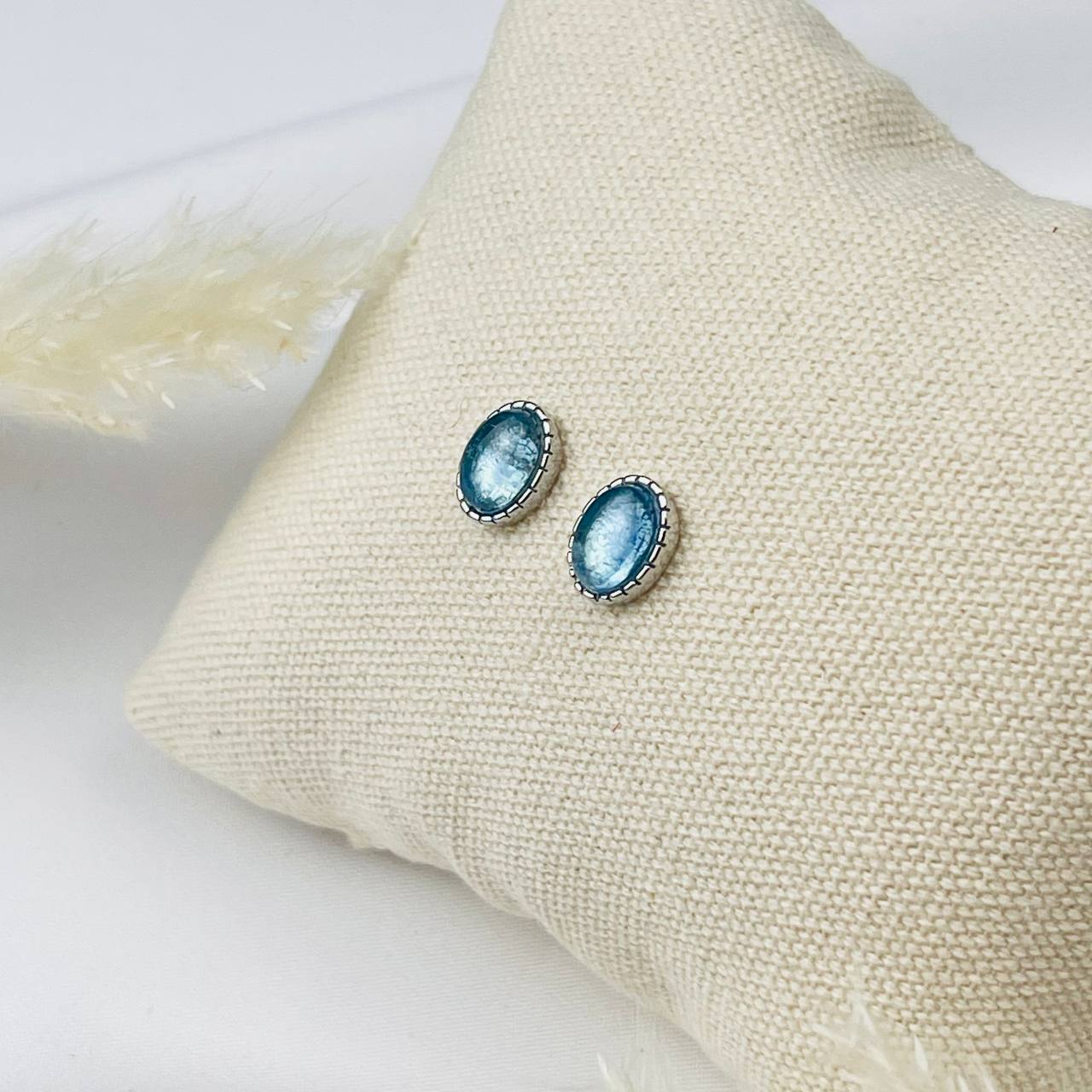 Радуга Самоцветов Серьги-пусеты с Аквамарином