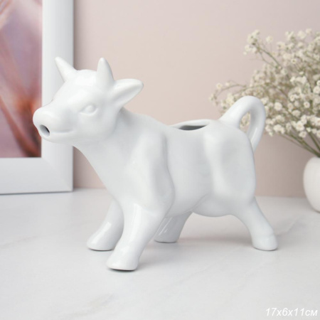 Фигурка кашпо+оберег Корова 17 см / FLM-255 /уп 36/молочник