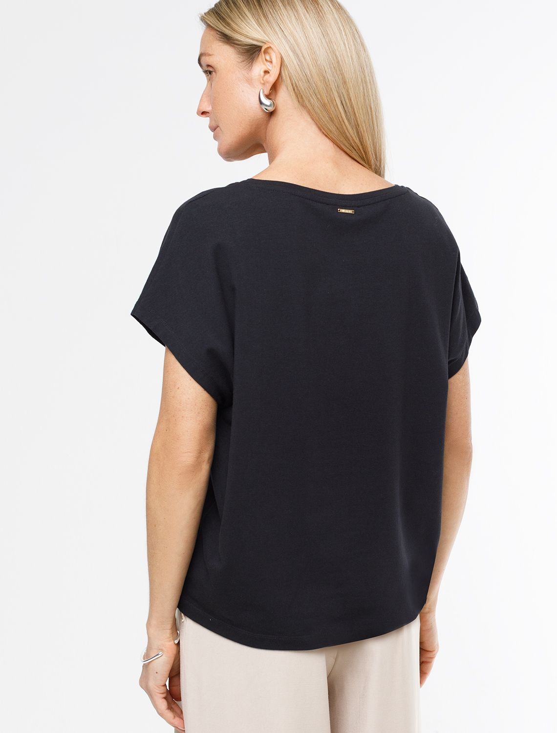 Футболка с цельнокроеным рукавом из премиального хлопка