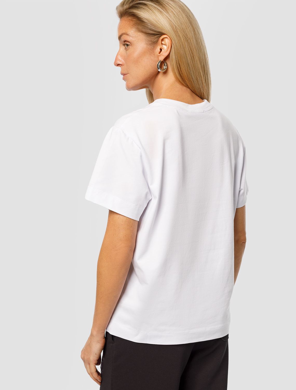 Футболка из премиального хлопка с авторским принтом