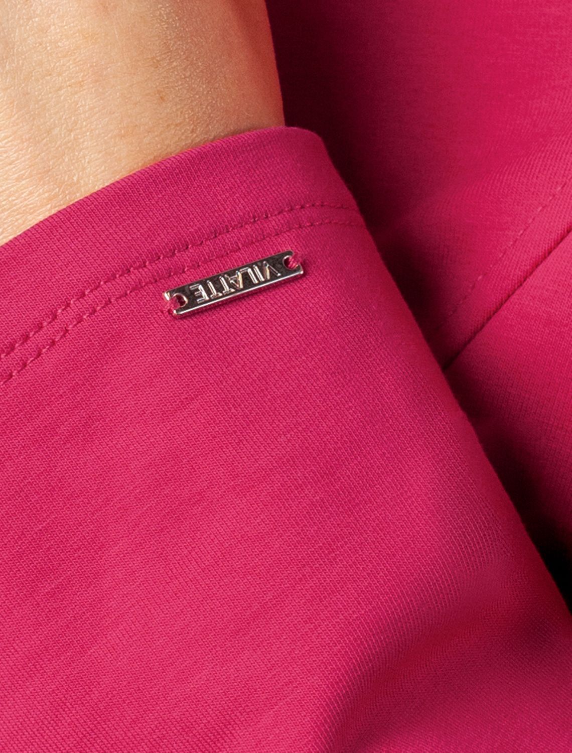 Джемпер из тонкого премиального футера с эластаном