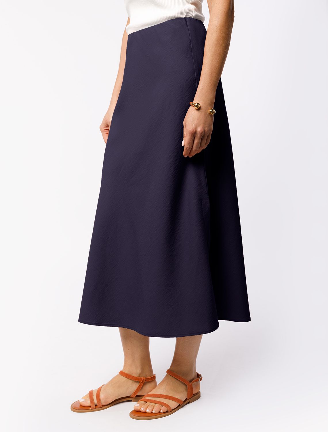 Юбка из плотного лиоцелла скроенная по косой