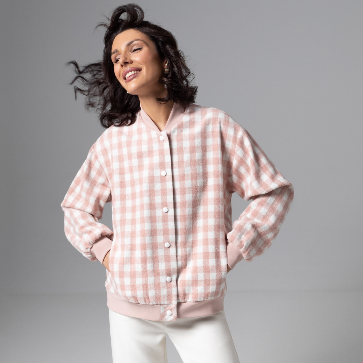 Ст.цена 2790р. Бомбер на подкладе, Движение вперед (розовый)