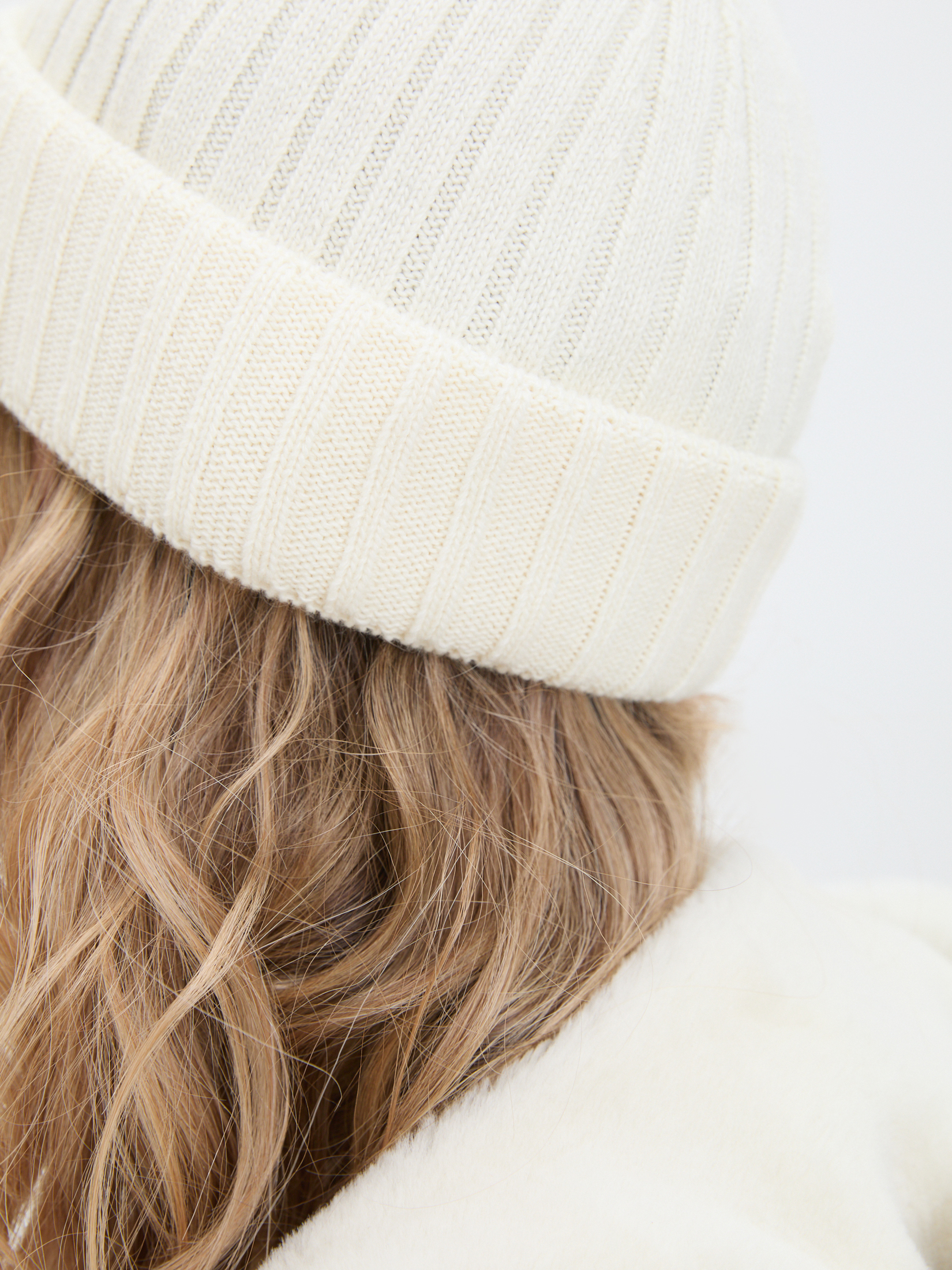 Женская шапка CALZETTI 4444504, белый