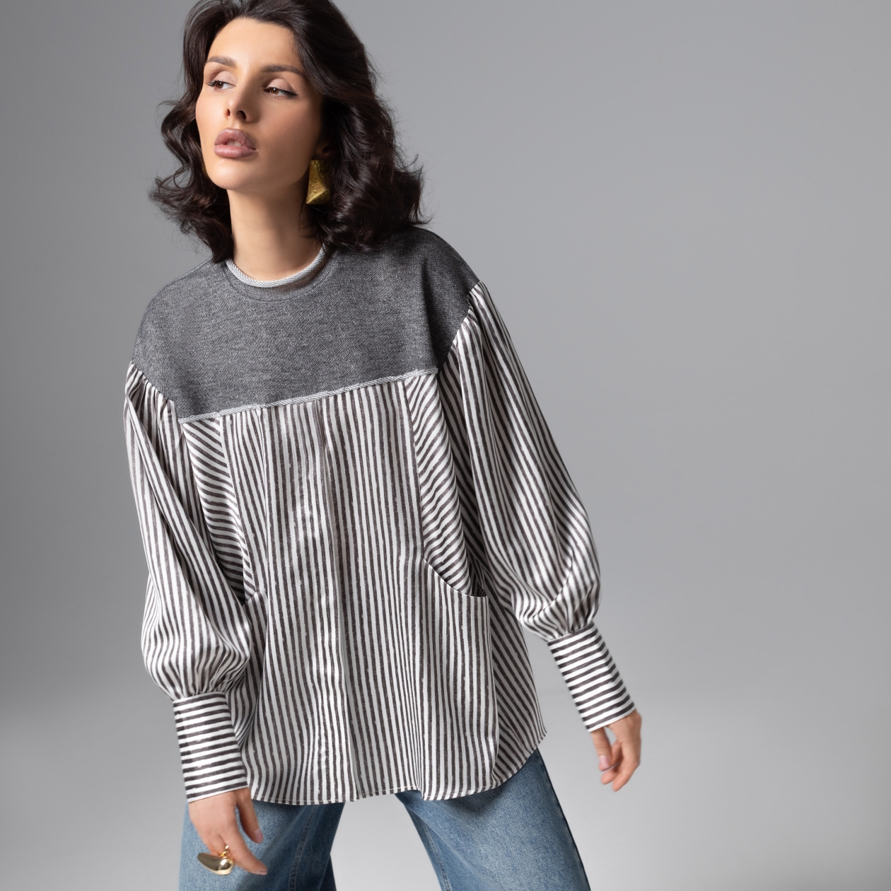 Ст.цена 2290р. Свитшот с карманами, Мягкая сила (grey)