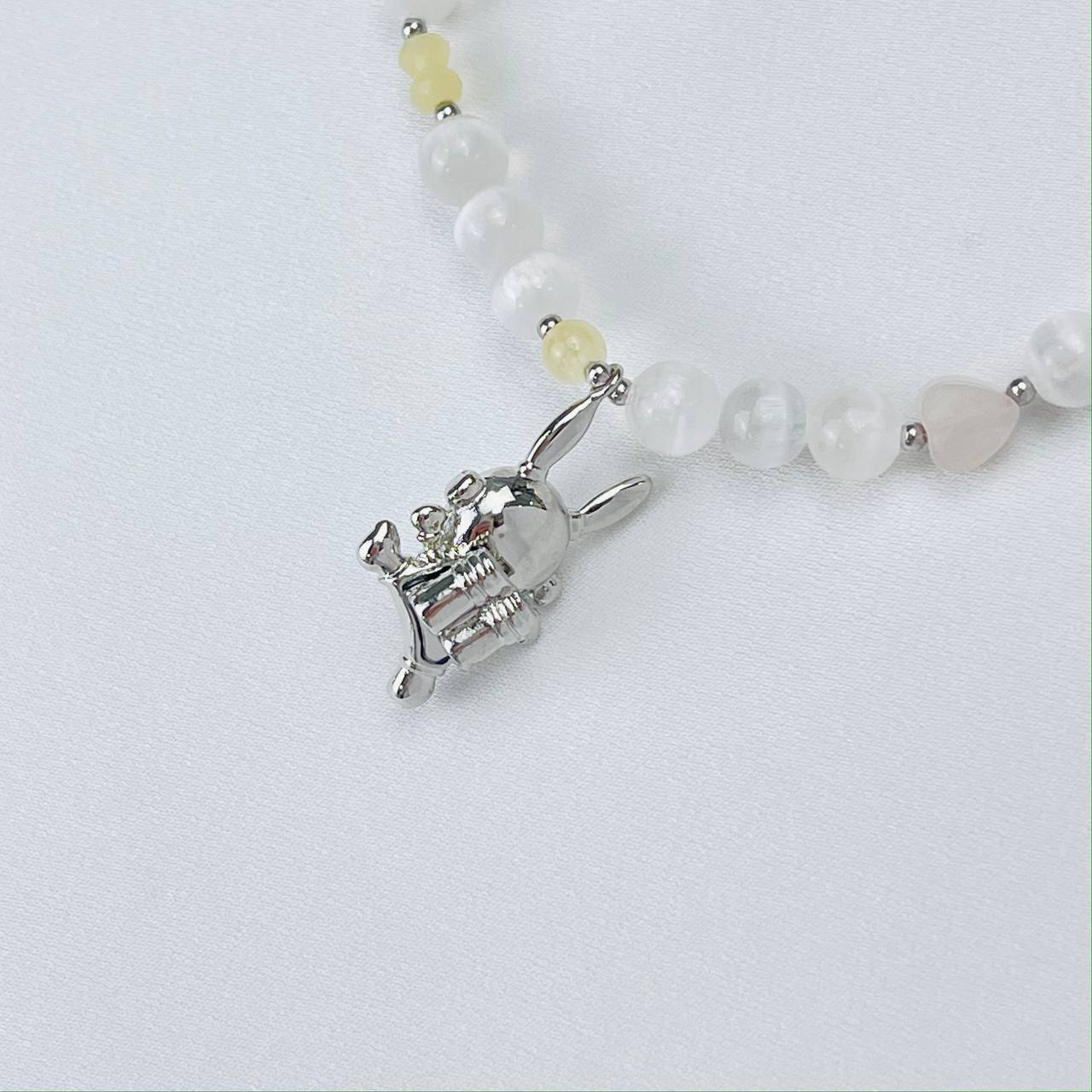 Радуга Самоцветов Бусы детские из Селенита, Опала и Розового кварца с подвеской