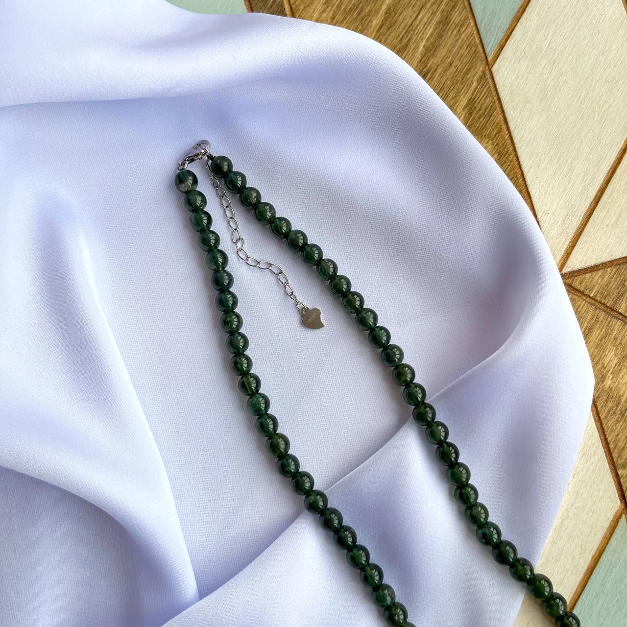 Радуга Самоцветов Колье из зеленого Апатита с эффектом кошачьего глаза