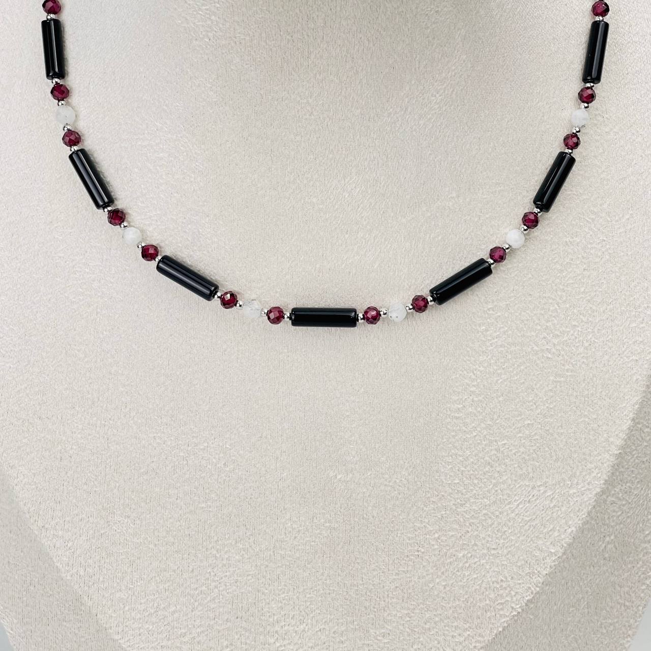 Радуга Самоцветов Колье из Агата, Граната и Лунного камня