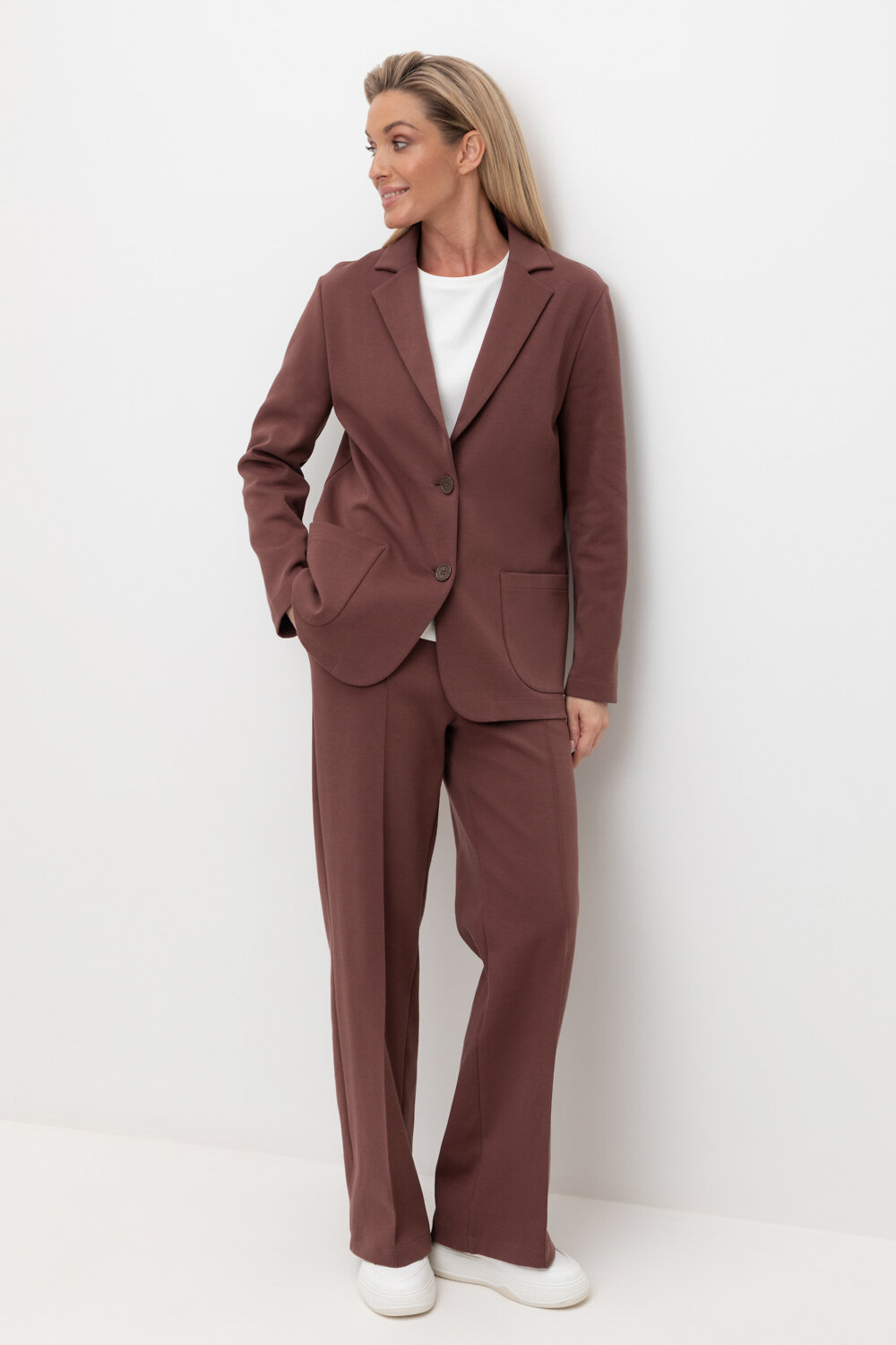 ст. цена4015руб.! VERY NEAT Жакет ЕВТ 3241глубокий коричневый