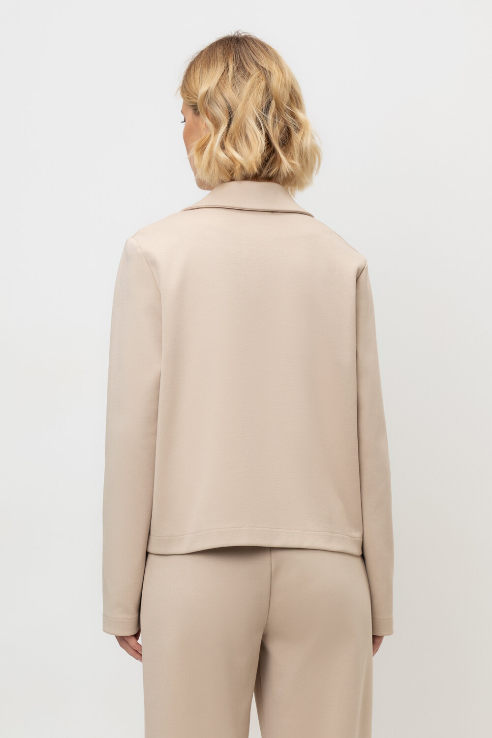 ст. цена3575руб.! VERY NEAT Жакет ЕВТ 3248темно-бежевый