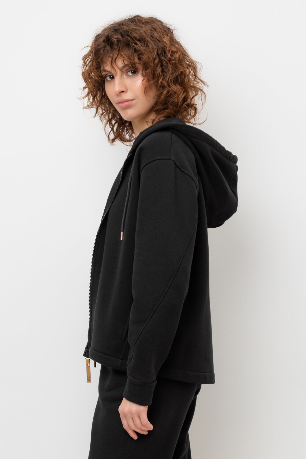 ст. цена4015руб.! VERY NEAT Жакет ЕВТ 3117/24темный черный