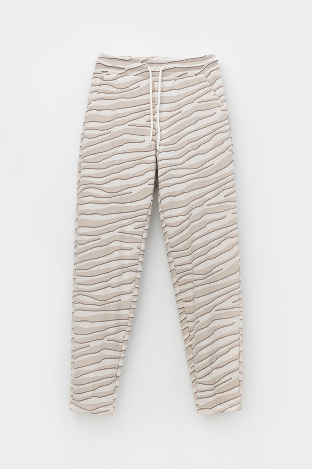 ст. цена2832руб.! VERY NEAT Брюки ЕВТ 4082матовый беж, 3Д зебра