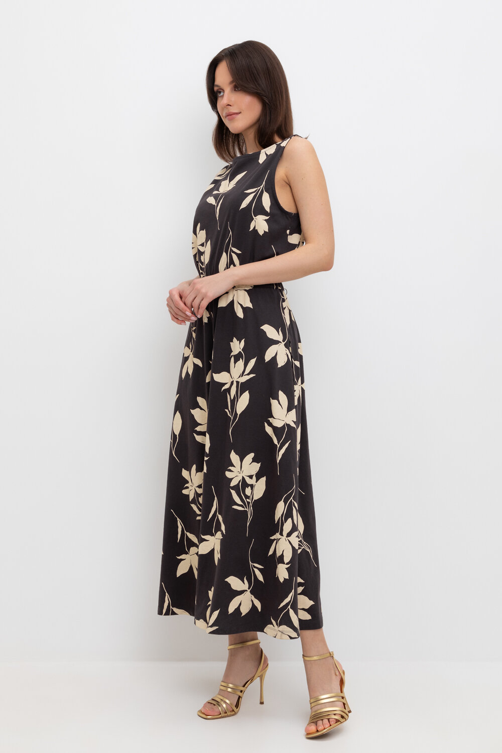 ст. цена2832руб.! VERY NEAT Платье ЕВТ 5062черный кофе, магнолия