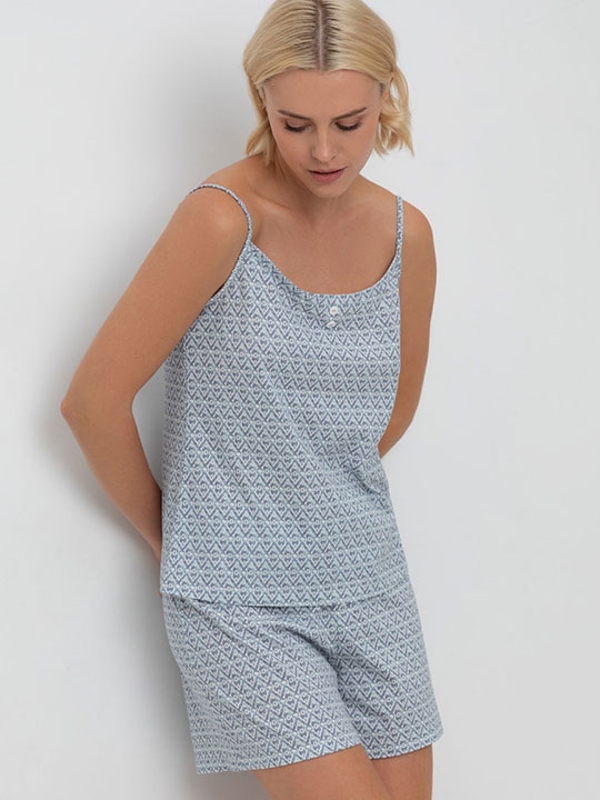 Пижама с шортами