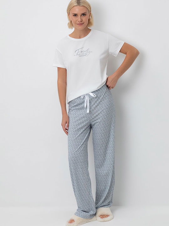 Пижама с брюками