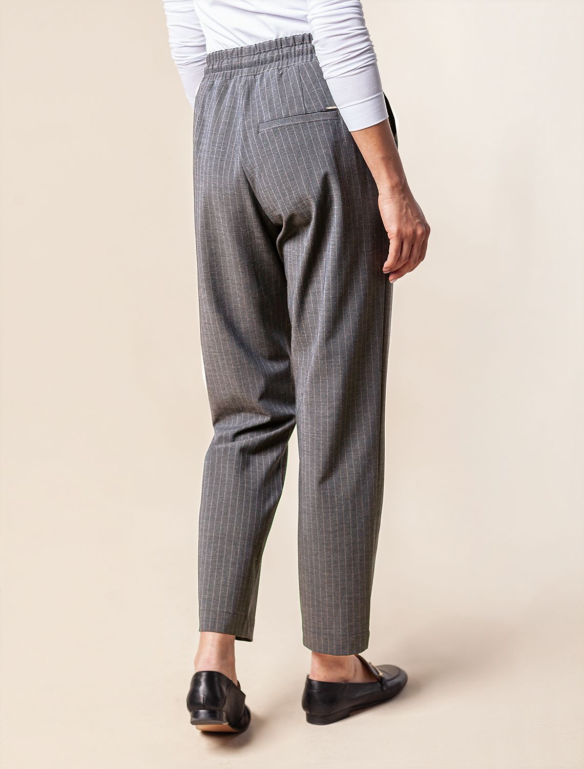 Брюки с поясом на резинке из премиальной поливискозы с эластаном