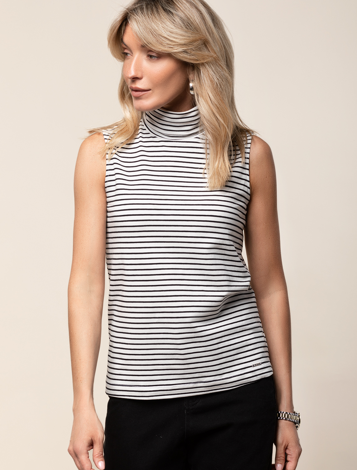 Топ из премиального хлопка с эластаном