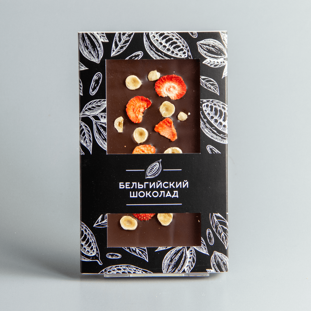NEW! Тёмный шоколад с клубникой и жаренным фундуком #24