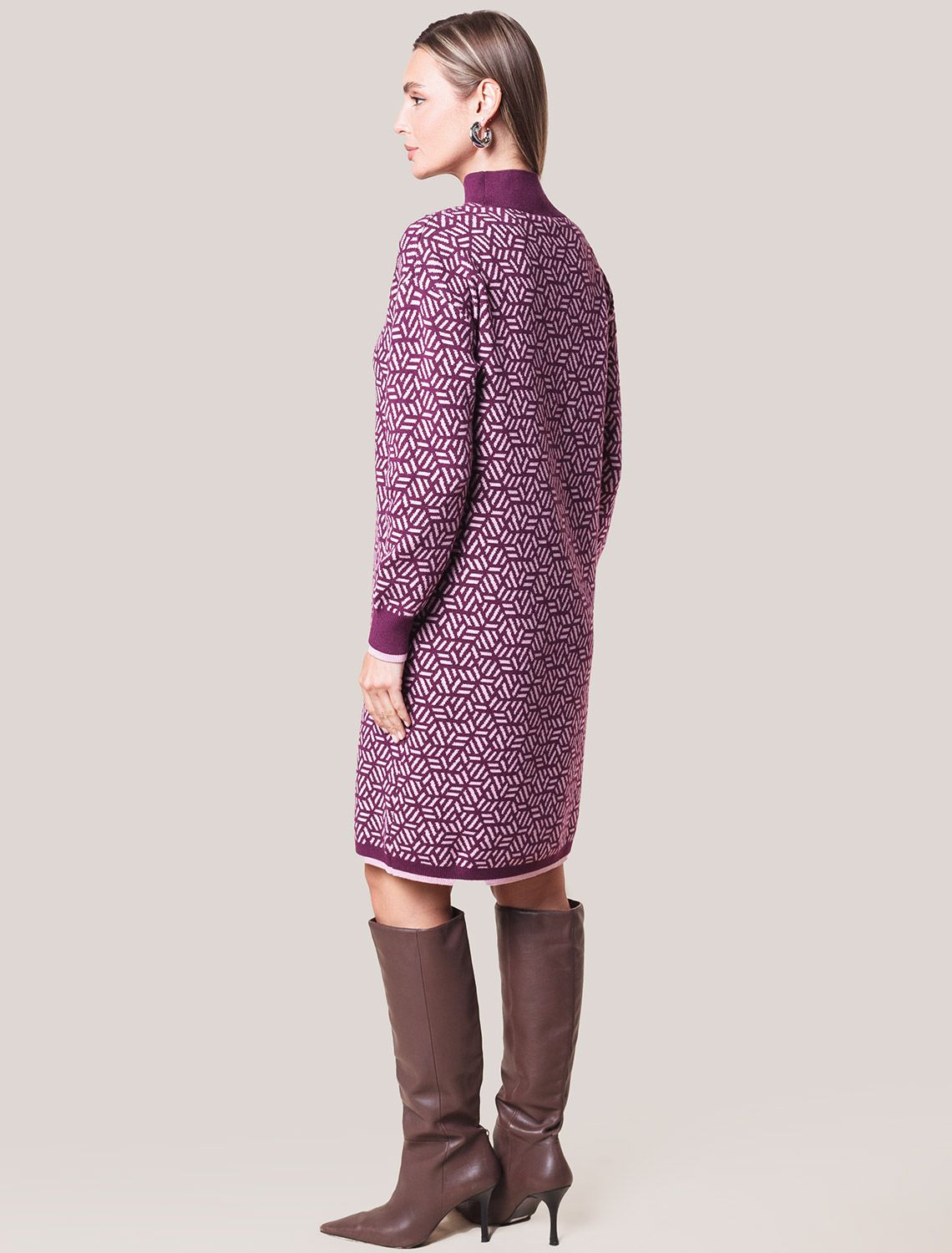 Ст.цена 3090р Платье жаккардовой вязки с кашемиром D32.112 пурпурный
